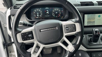 2022 Land Rover Defender 110 SE