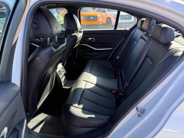 2025 BMW 3 Series 330i xDrive