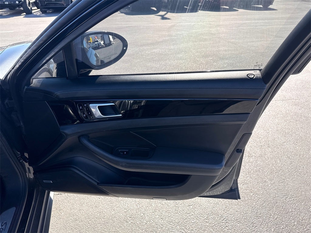 2020 Porsche Panamera 4S