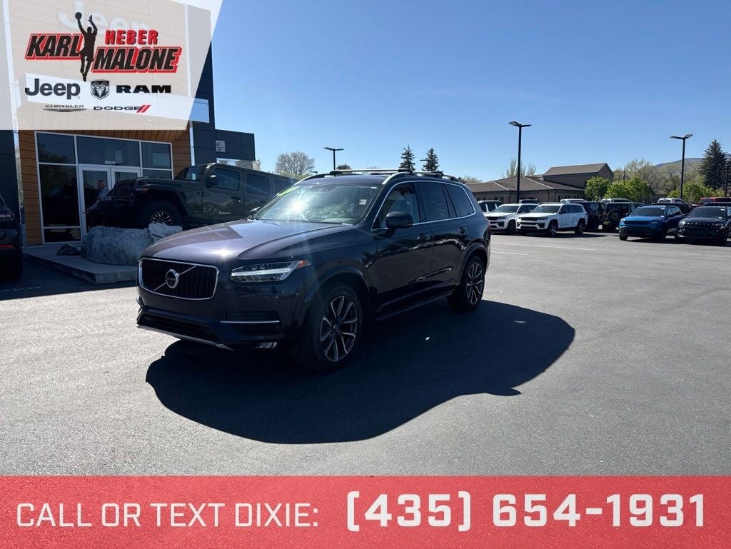 2017 Volvo XC90 T6 Momentum