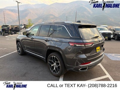 2022 Jeep Grand Cherokee Summit Reserve