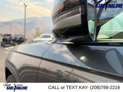 2022 Jeep Grand Cherokee Summit Reserve