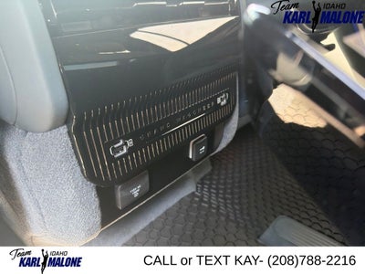 2025 Jeep Grand Wagoneer Base