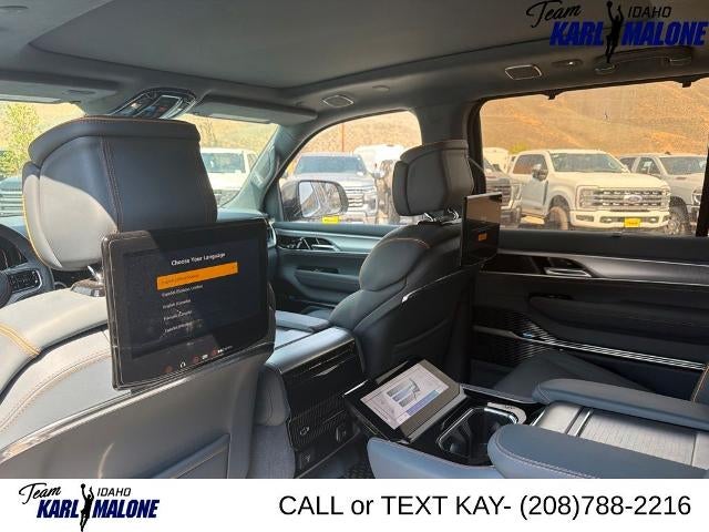 2022 Jeep Grand Wagoneer Series III