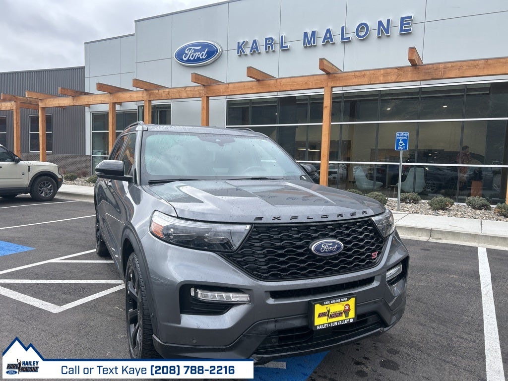 2022 Ford Explorer ST