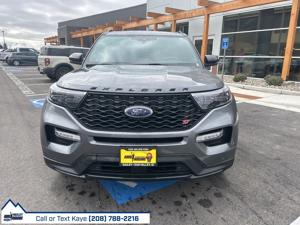 2022 Ford Explorer ST