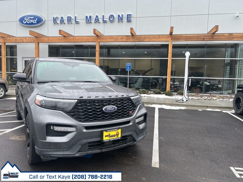 2021 Ford Explorer ST