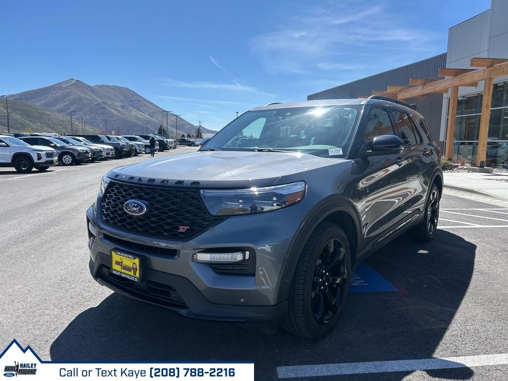 2021 Ford Explorer ST