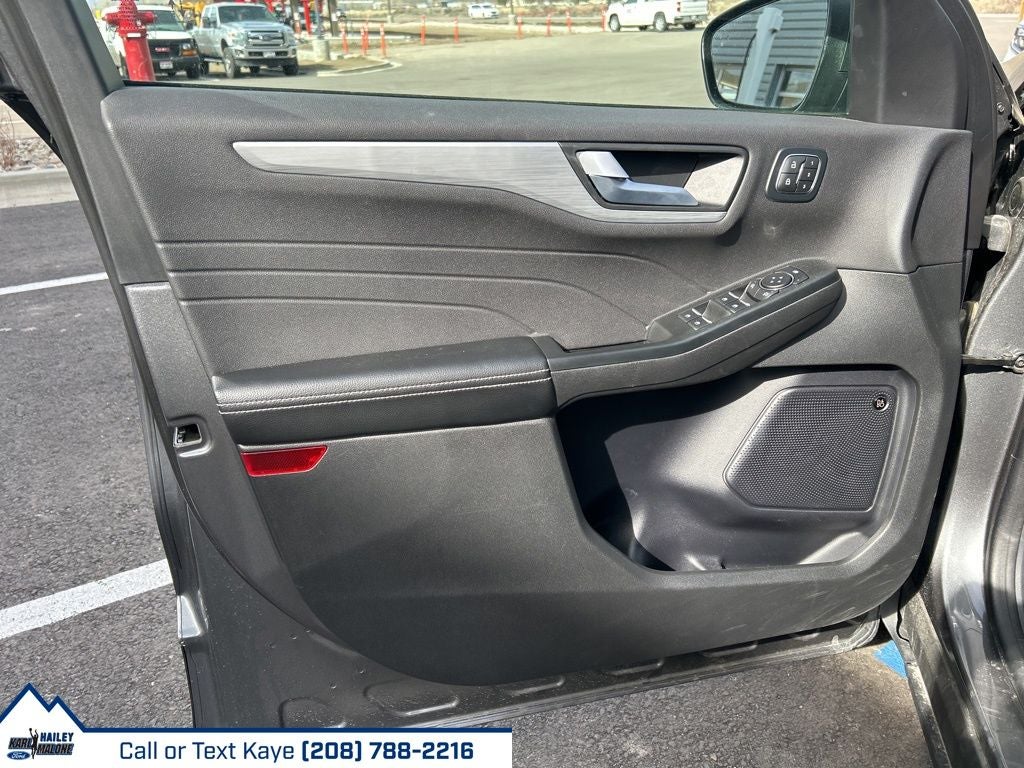 2024 Ford Escape Plug-In Hybrid Base