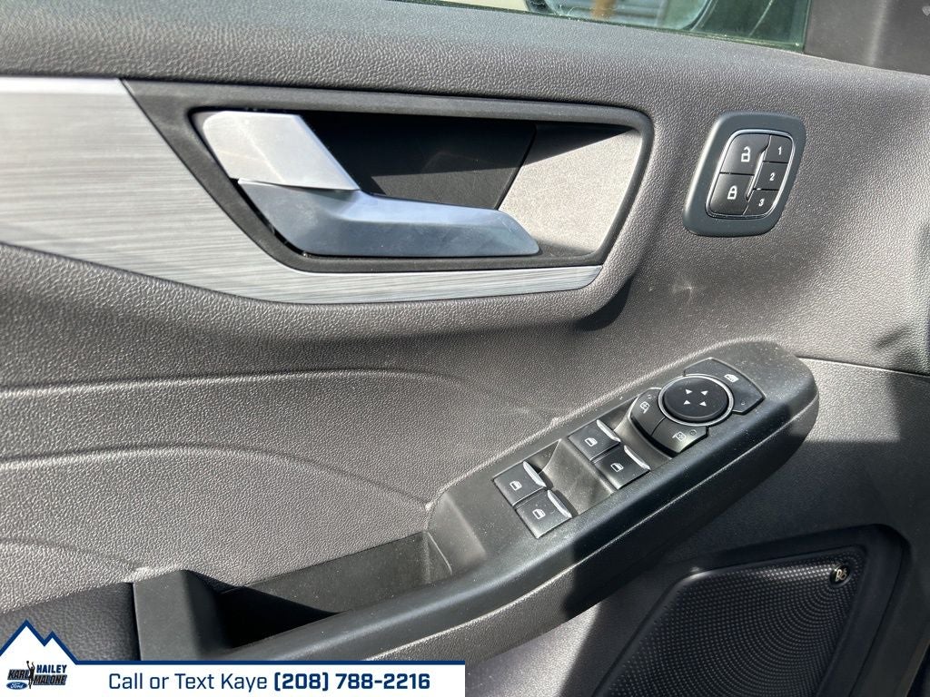 2024 Ford Escape Plug-In Hybrid Base