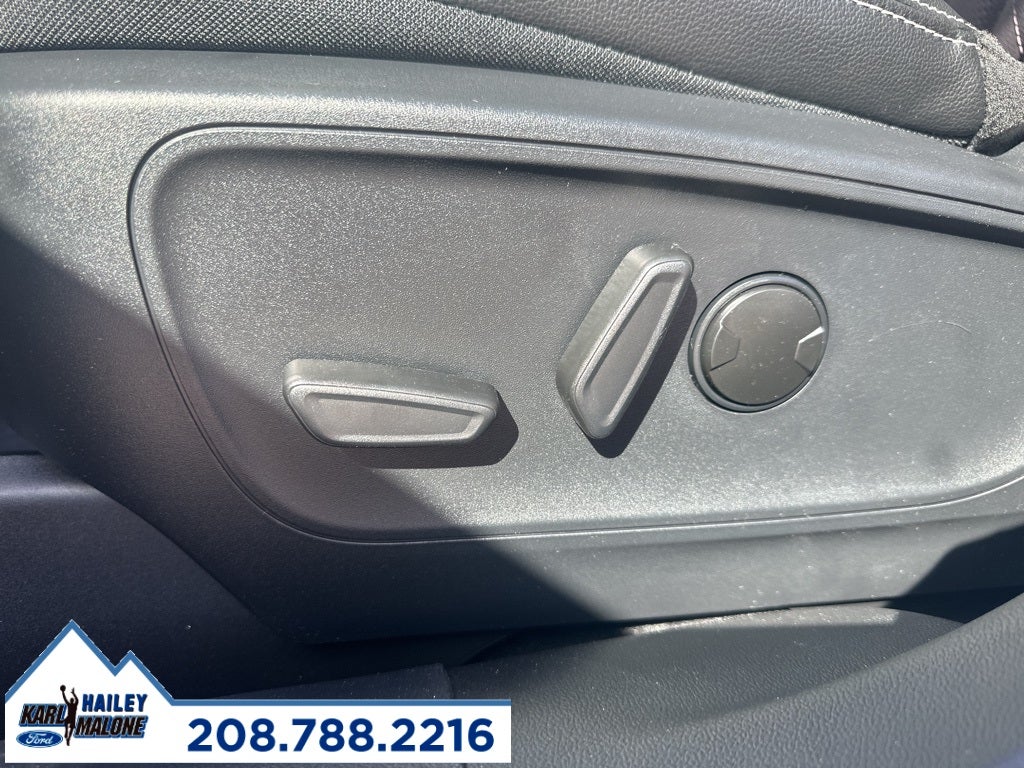 2024 Ford Escape Plug-In Hybrid Base