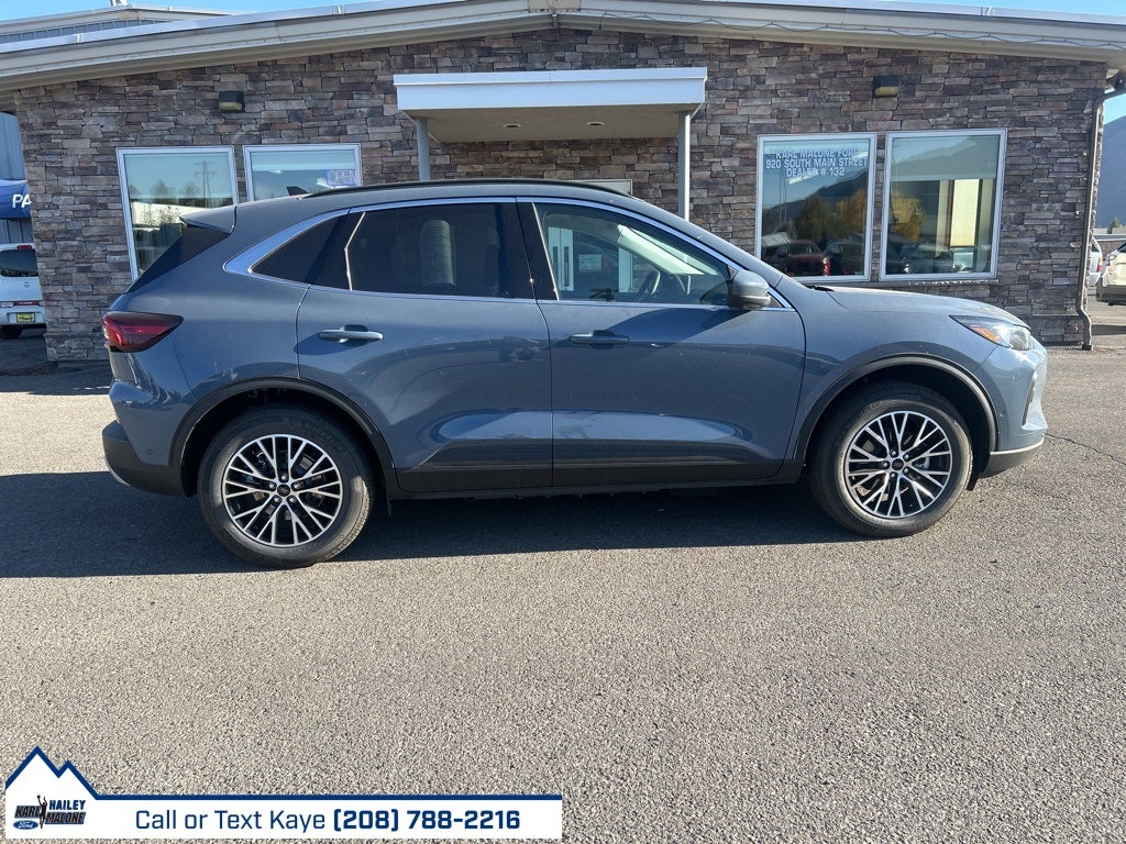 2024 Ford Escape Plug-In Hybrid Base