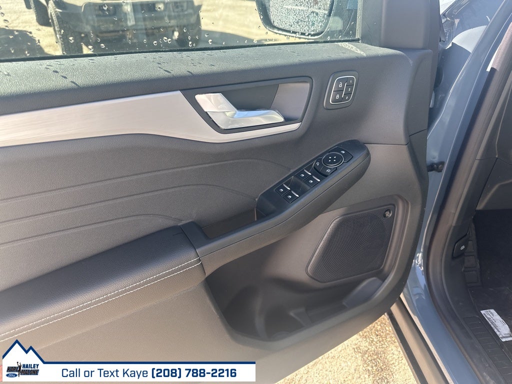 2024 Ford Escape Plug-In Hybrid Base