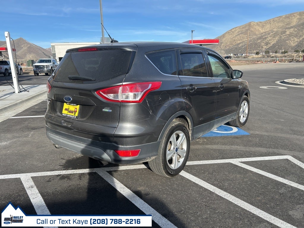 2016 Ford Escape SE