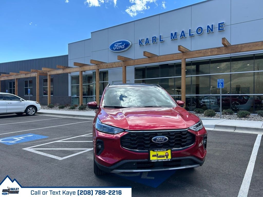 2026 Ford Escape Hybrid ST-Line Select