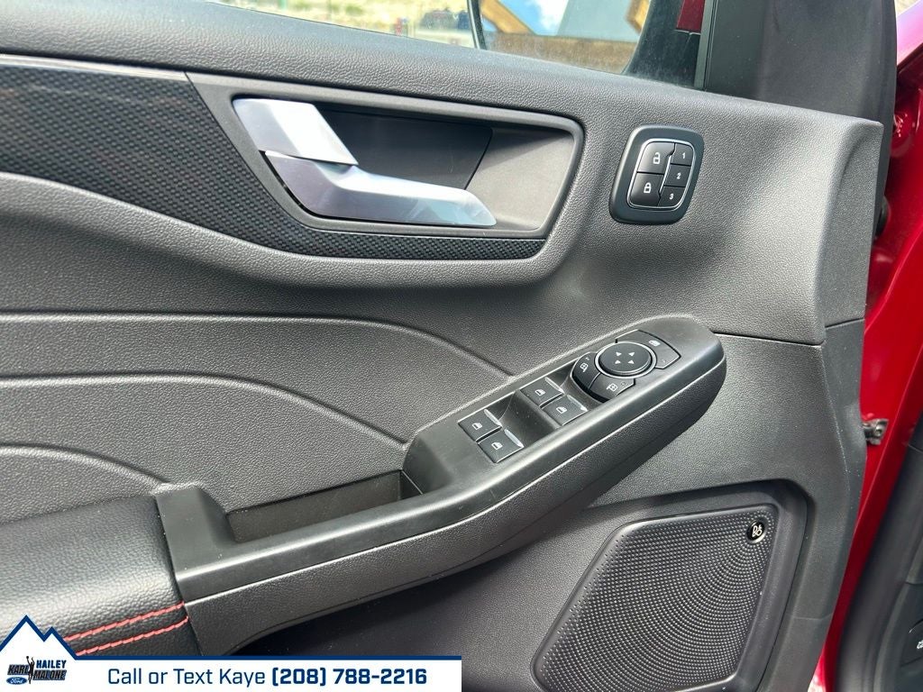 2026 Ford Escape Hybrid ST-Line Select