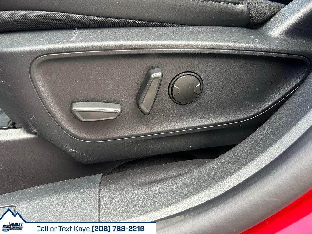 2026 Ford Escape Hybrid ST-Line Select