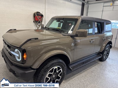2025 Ford Bronco Outer Banks