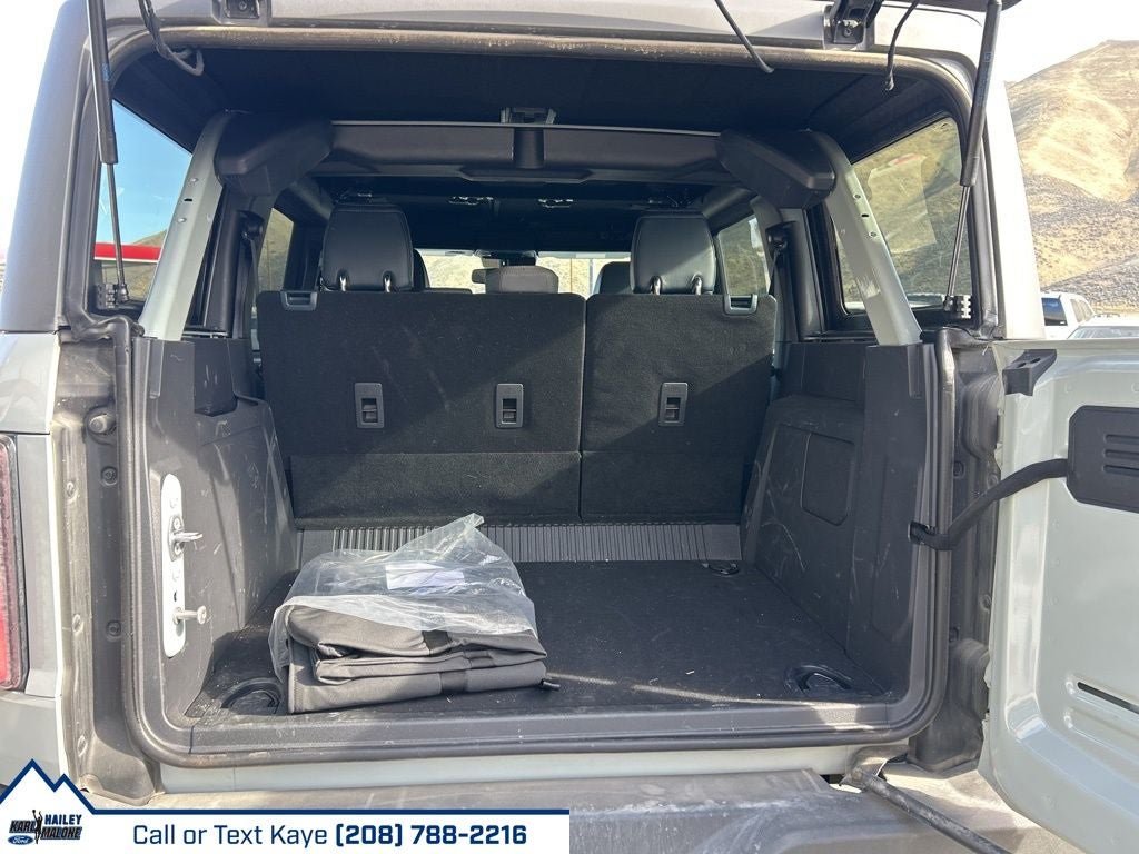 2024 Ford Bronco Outer Banks