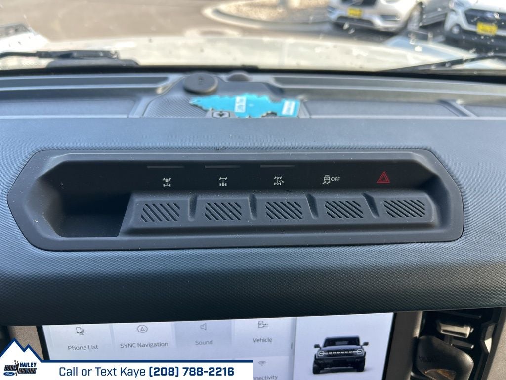 2024 Ford Bronco Outer Banks