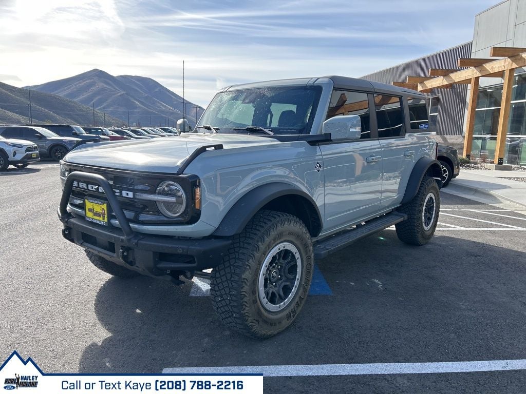 2024 Ford Bronco Outer Banks