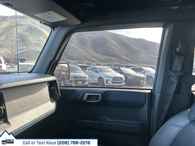 2024 Ford Bronco Outer Banks