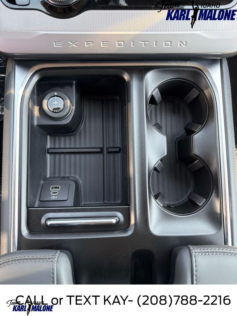 2027 Ford Expedition Active