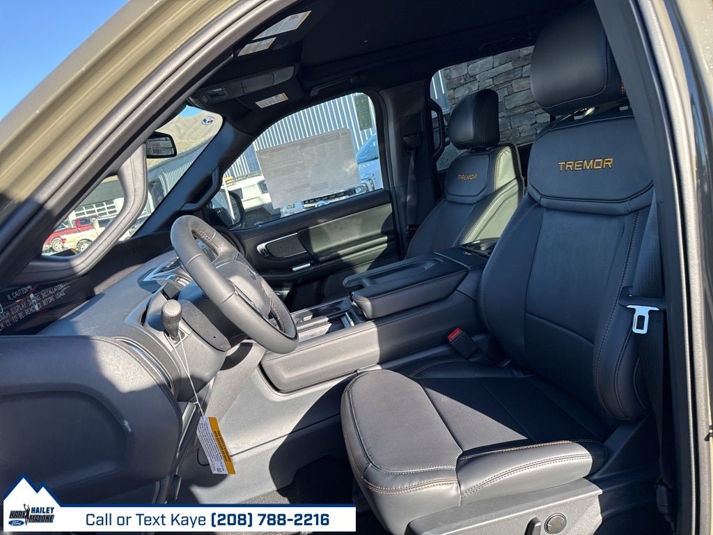 2025 Ford Expedition Tremor