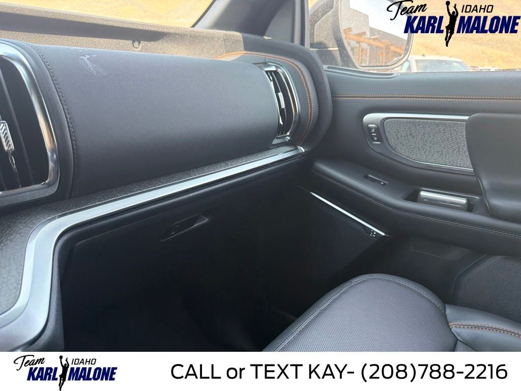 2027 Ford Expedition Tremor