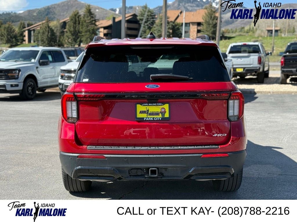 2025 Ford Explorer ST-Line