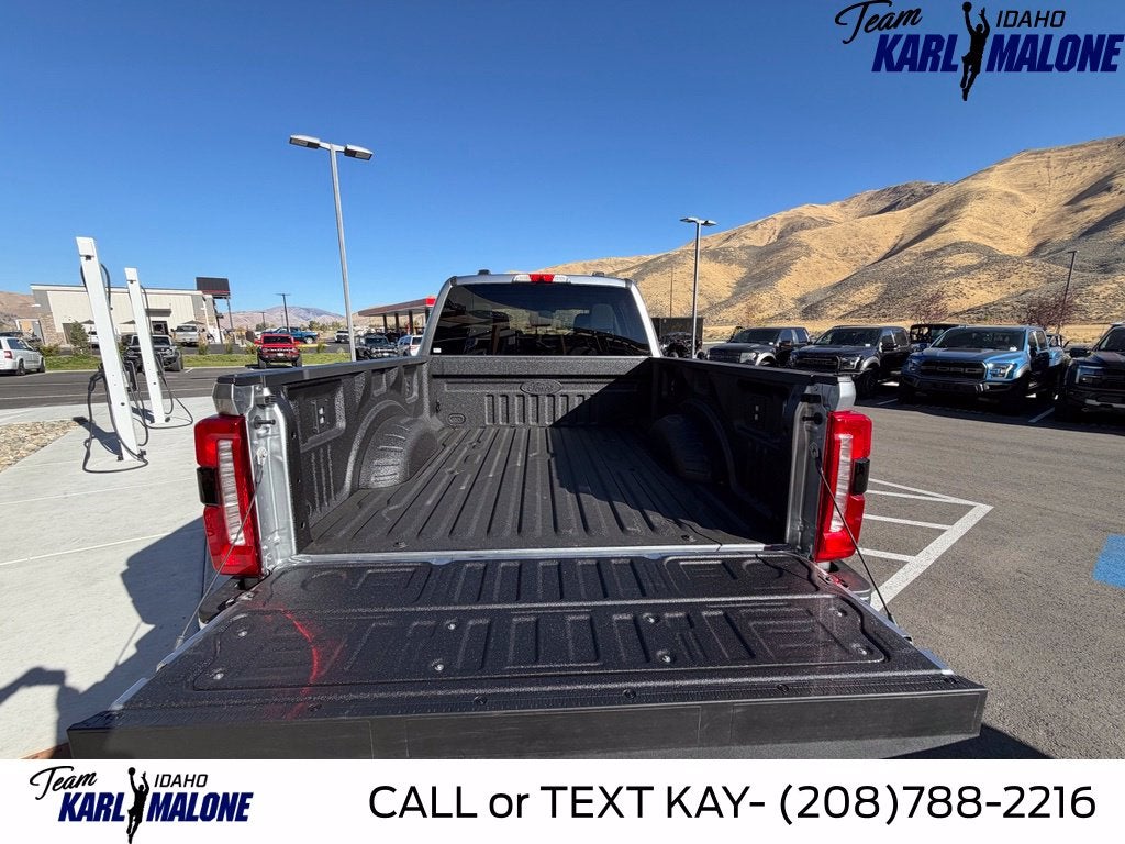 2027 Ford F-250SD XLT
