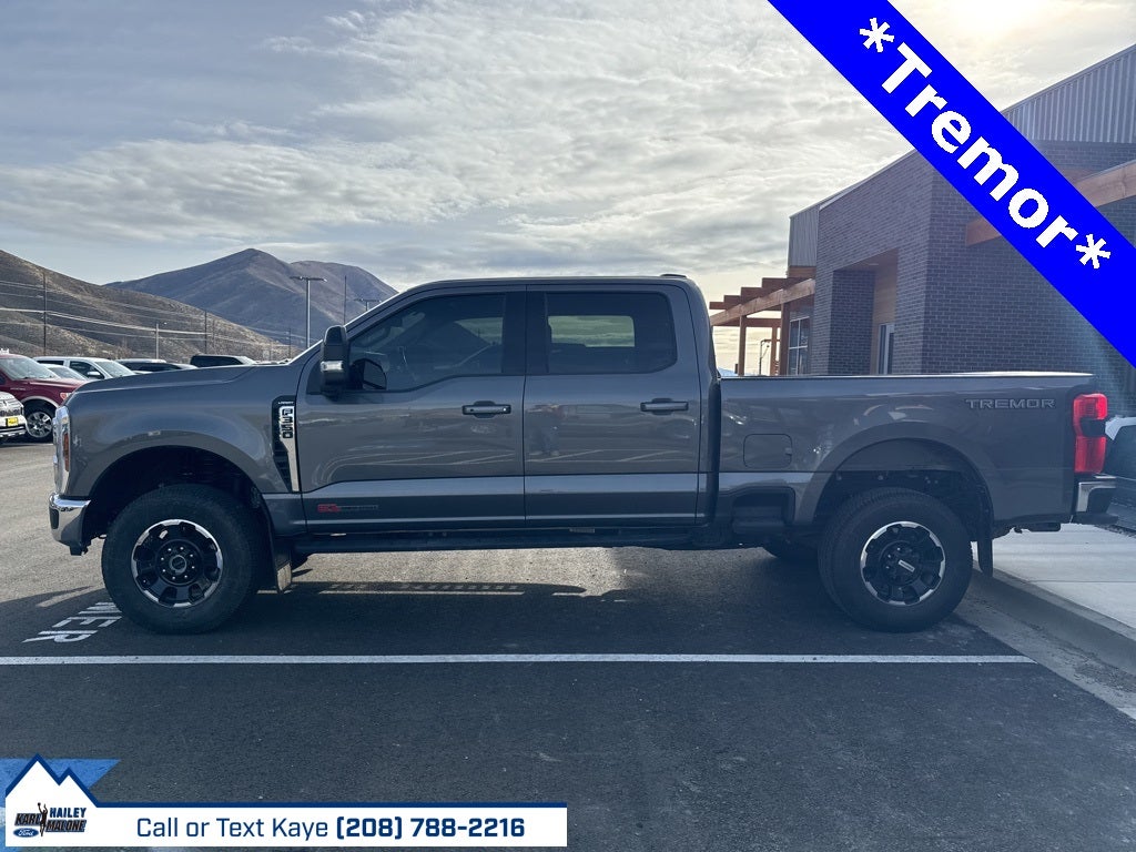 2025 Ford F-350SD Lariat