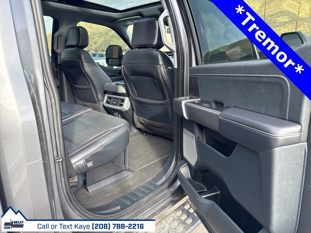 2025 Ford F-350SD Lariat