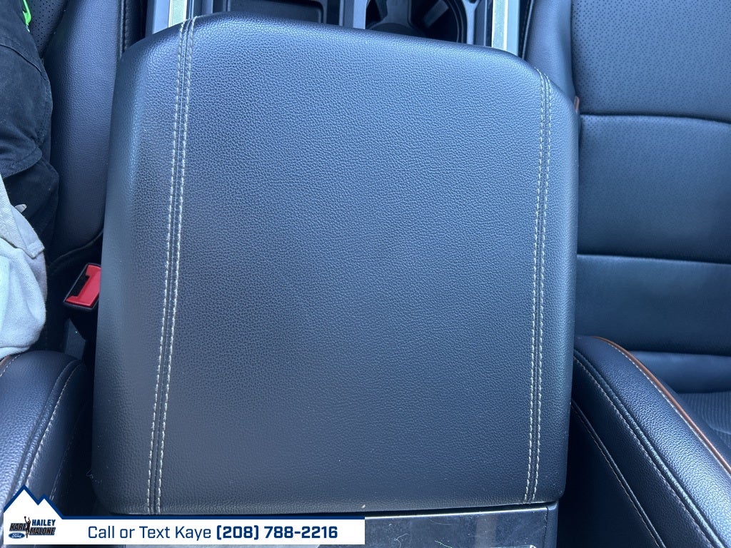 2025 Ford F-350SD Lariat