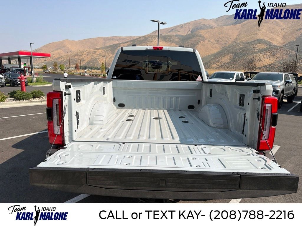 2026 Ford F-350SD Platinum