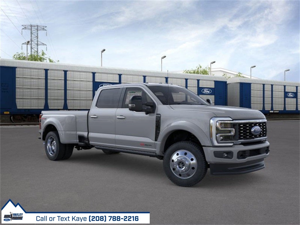 2026 Ford F-450SD Platinum DRW
