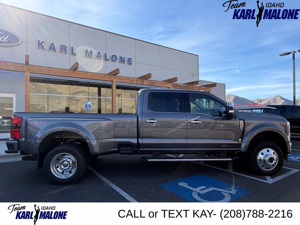 2026 Ford F-450SD Lariat DRW