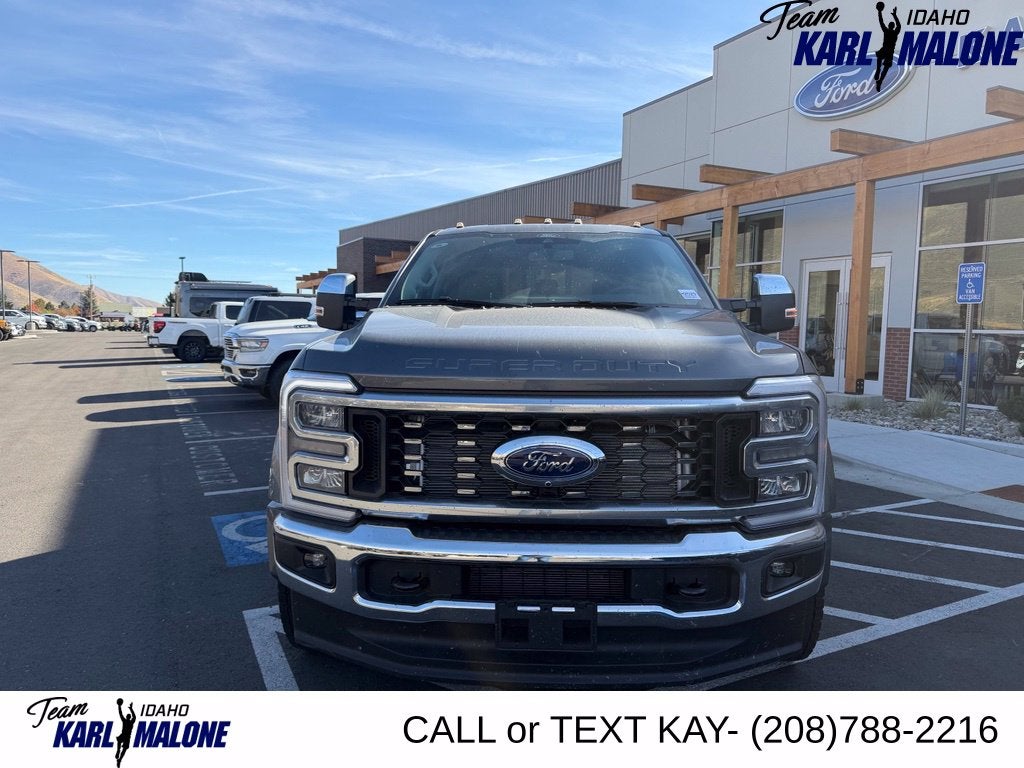 2026 Ford F-450SD Lariat DRW