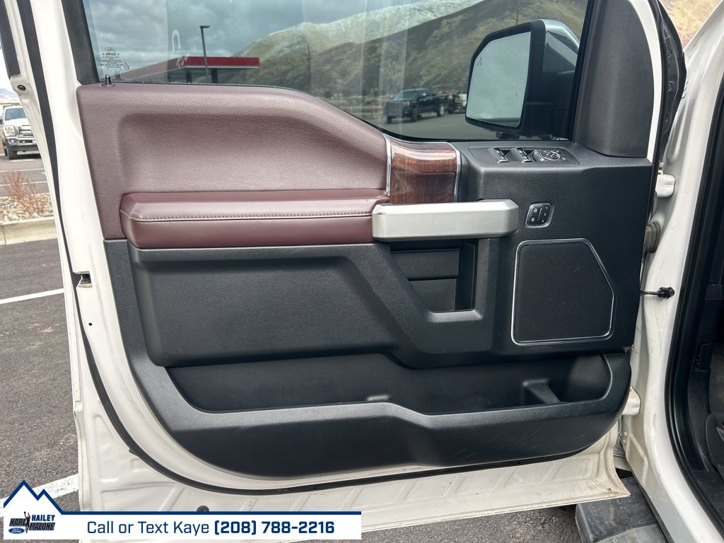 2015 Ford F-150 Platinum