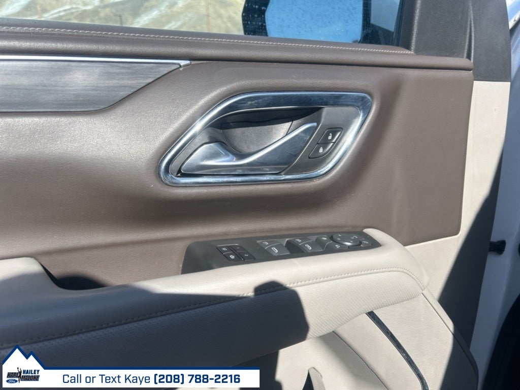 2022 GMC Yukon XL SLT