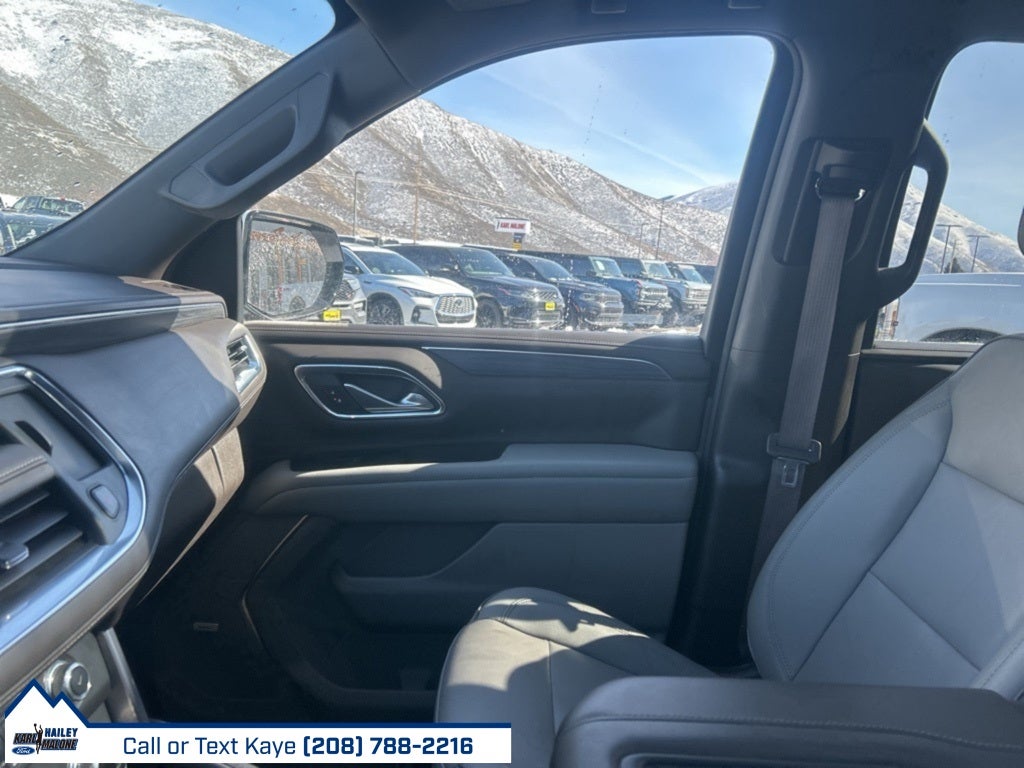 2022 GMC Yukon XL SLT