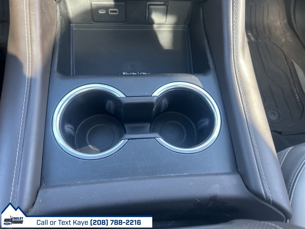 2022 GMC Yukon XL SLT