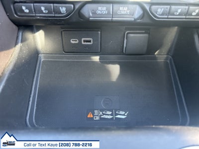 2022 GMC Yukon XL SLT