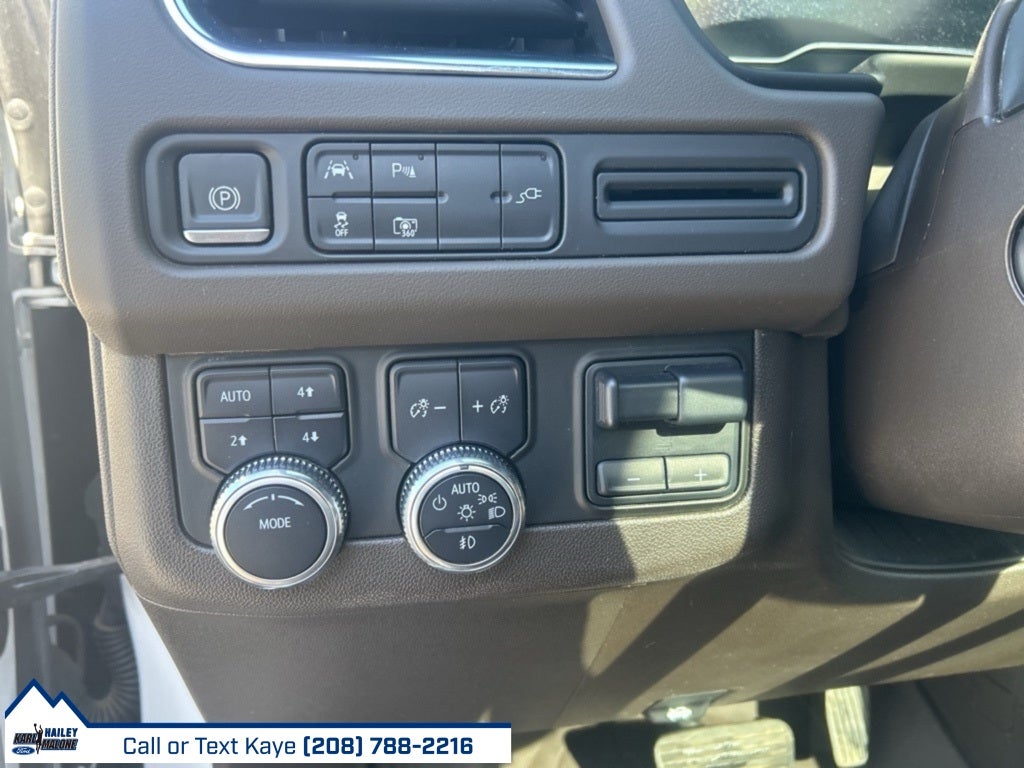 2022 GMC Yukon XL SLT