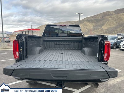 2023 GMC Sierra 3500HD Denali