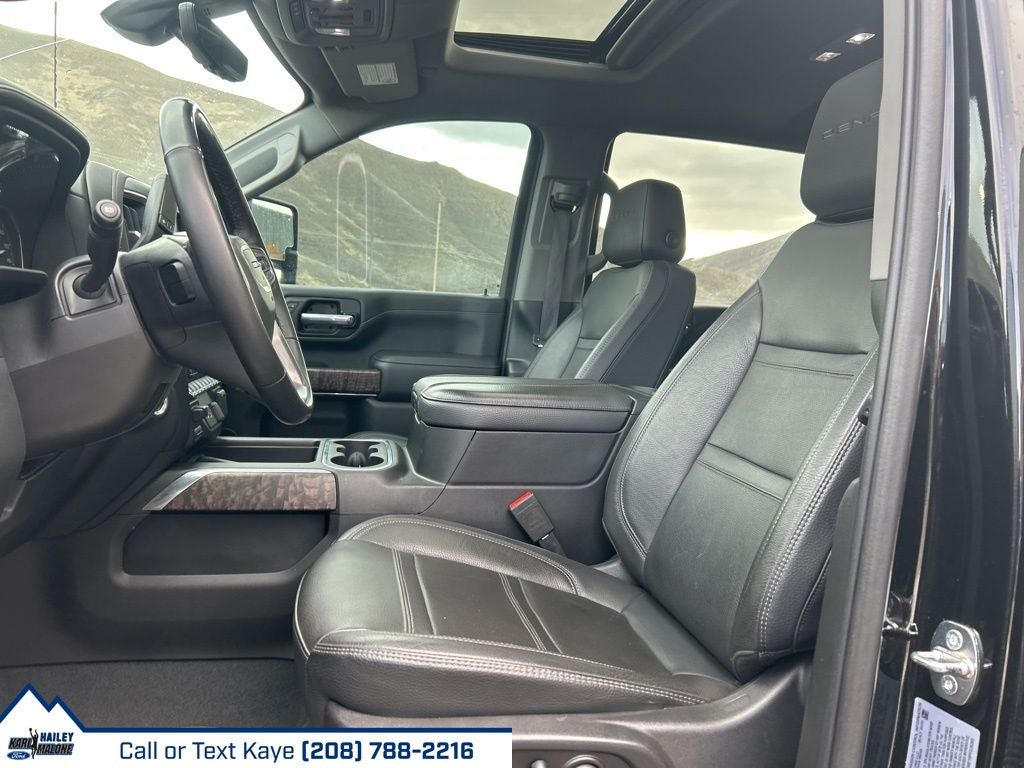 2023 GMC Sierra 3500HD Denali