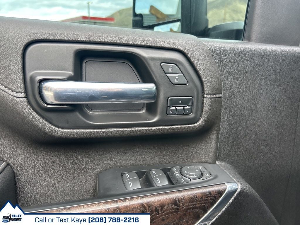 2023 GMC Sierra 3500HD Denali