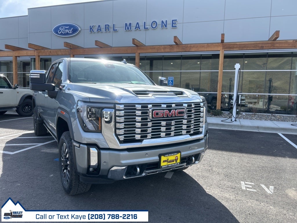 2025 GMC Sierra 2500HD Denali