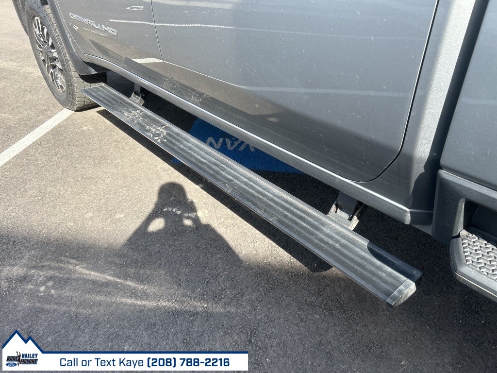 2025 GMC Sierra 2500HD Denali