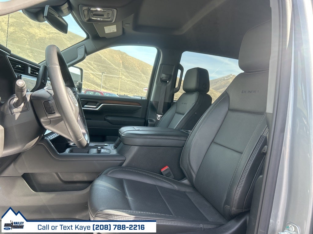 2025 GMC Sierra 2500HD Denali